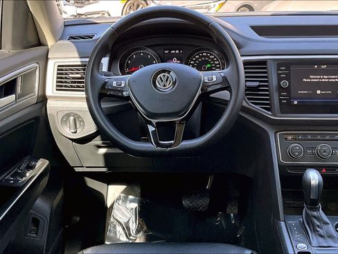 Used 2020 Volkswagen Atlas SE w/ Panoramic Sunroof Package image 6