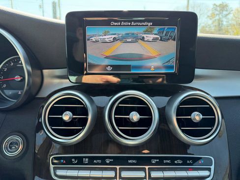 Used 2019 Mercedes-Benz C 300 4MATIC Sedan image 18