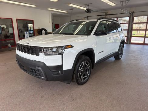 New 2026 Jeep Cherokee Limited AWD/4WD image 3