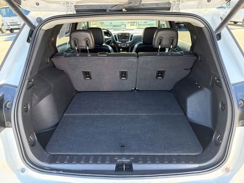 Used 2019 Chevrolet Equinox Premier image 18