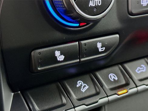 Used 2020 Chevrolet Silverado 1500 LT Trail Boss image 20