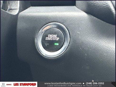 Used 2023 GMC Terrain SLE w/ Driver Convenience Package image 28