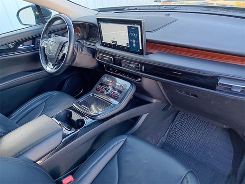 Used 2023 Lincoln Nautilus Reserve w/ Equipment Group 201A image 33