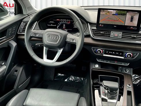Used 2025 Audi Q5 2.0T Premium Plus w/ Premium Plus Package image 8