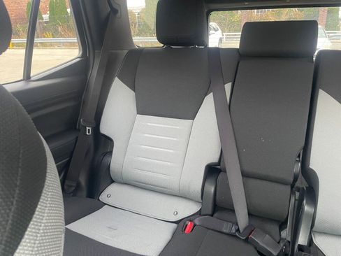 Used 2025 Toyota 4Runner TRD Off-Road image 39