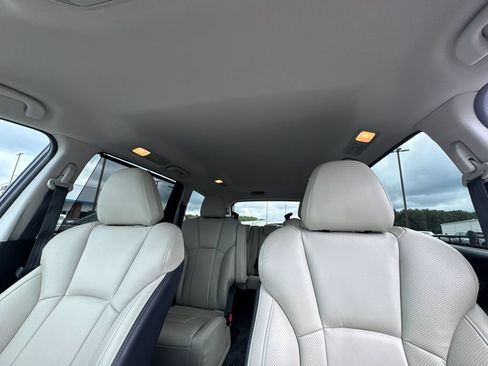 Used 2022 Subaru Ascent Limited AWD/4WD image 33