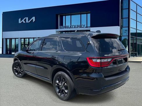 Used 2024 Dodge Durango SXT w/ SXT Blacktop Group RWD image 8