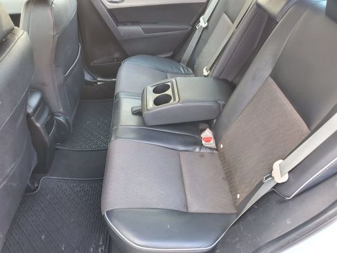 Used 2015 Toyota Corolla LE FWD image 25