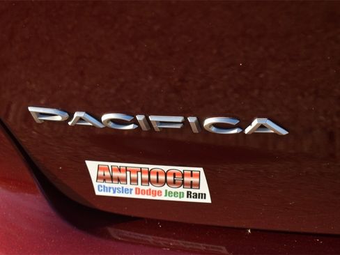 Used 2021 Chrysler Pacifica Pinnacle image 24