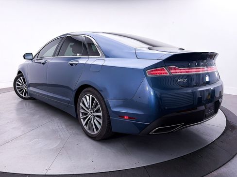 Used 2018 Lincoln MKZ Select w/ Select Plus Package FWD image 2