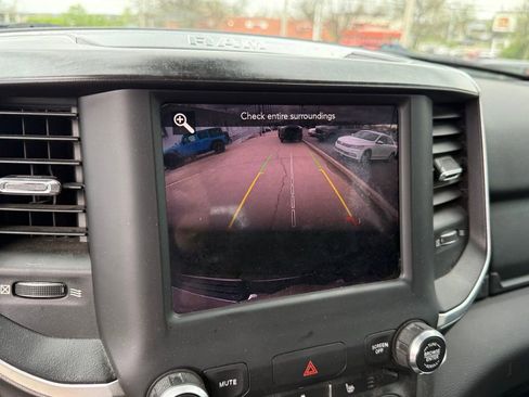 Used 2019 RAM 1500 Big Horn AWD/4WD image 22