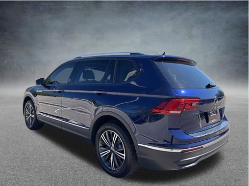 Used 2024 Volkswagen Tiguan Wolfsburg Edition image 3