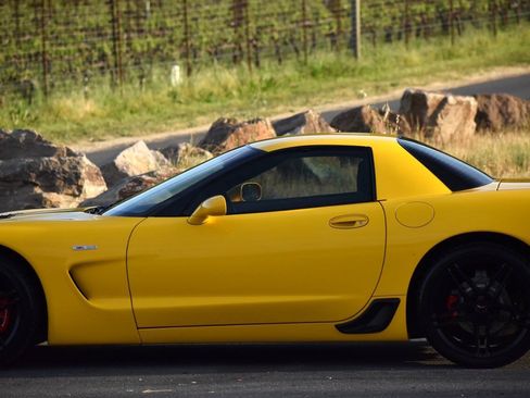 Used 2003 Chevrolet Corvette Z06 w/ Memory Package, 3 Drivers RWD image 36