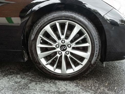 Used 2022 INFINITI Q50 Luxe AWD/4WD image 4