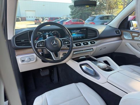 Used 2022 Mercedes-Benz GLE 350 4MATIC w/ Premium Package image 14
