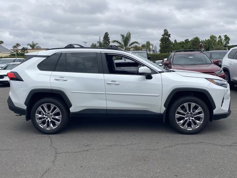 Used 2023 Toyota RAV4 XLE Premium FWD image 2