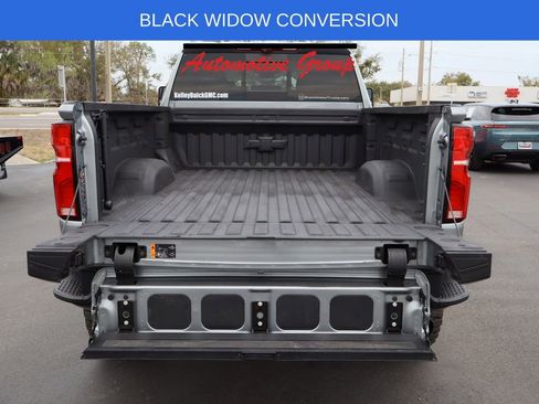 Used 2025 Chevrolet Silverado 2500 LTZ w/ LTZ Plus Package AWD/4WD image 27