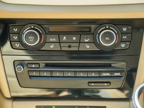 Used 2015 BMW X1 xDrive28i AWD/4WD image 23