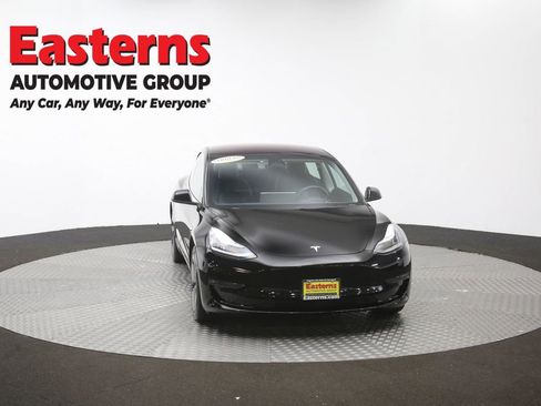 Used 2019 Tesla Model 3 Standard Range Plus RWD image 45
