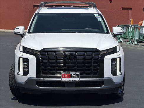Used 2024 Hyundai Palisade SEL FWD image 7