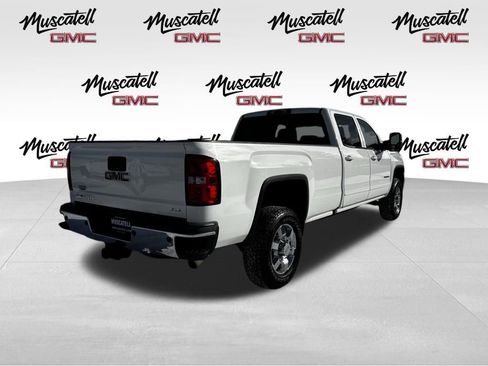 Used 2018 GMC Sierra 3500 SLE w/ Suspension Package, Off-Road AWD/4WD image 5