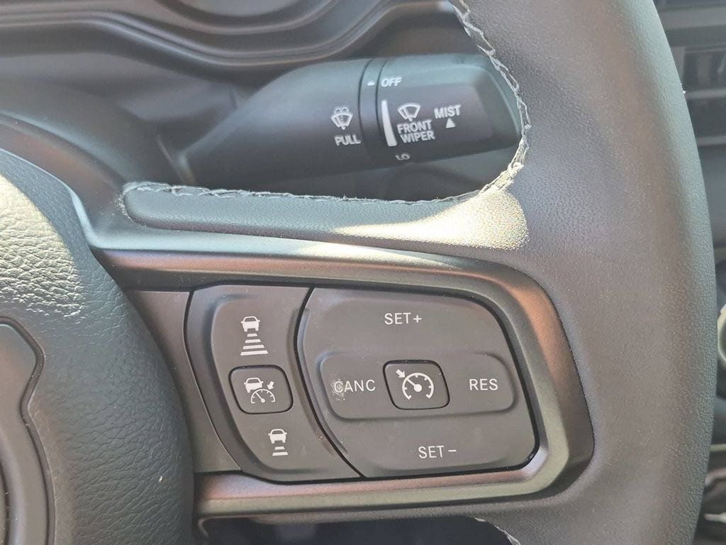 Used 2026 Jeep Gladiator Rubicon AWD/4WD image 15