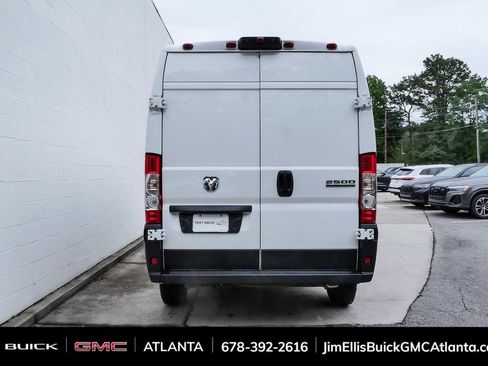 Used 2024 RAM ProMaster 2500 w/ Convenience Group FWD image 25