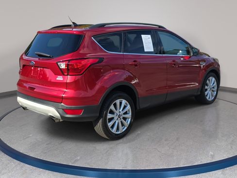 Used 2019 Ford Escape SEL FWD image 5