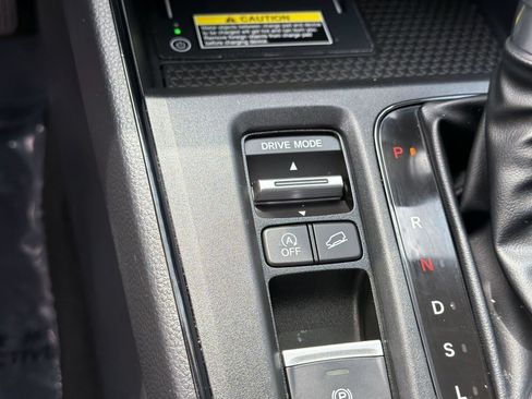 Used 2025 Honda CR-V EX-L image 18