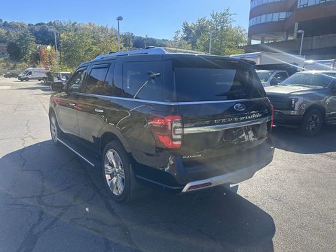 Used 2022 Ford Expedition Platinum AWD/4WD image 9