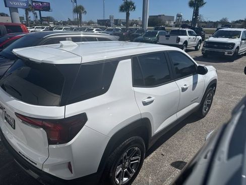 Used 2025 GMC Terrain Elevation image 8