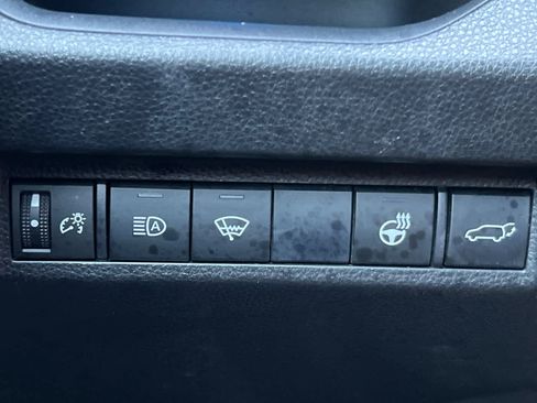 Used 2020 Toyota RAV4 XSE w/ XSE Grade Weather Package AWD/4WD image 30