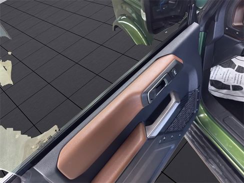 Used 2022 Ford Bronco Outer Banks image 12