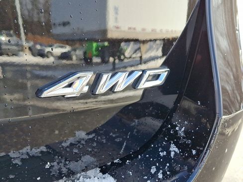 Certified 2022 Ford Explorer XLT image 31