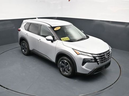 Used 2024 Nissan Rogue SV FWD image 37