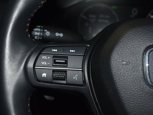 Used 2024 Honda CR-V Sport-L image 9