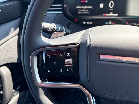 New 2025 Land Rover Range Rover Sport SE image 20