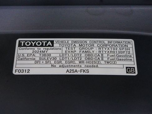 Certified 2024 Toyota RAV4 XLE FWD image 29