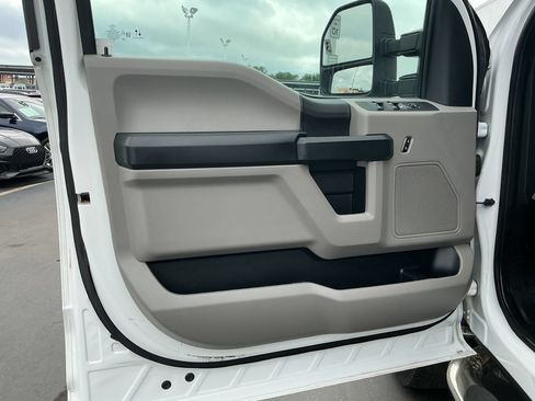 Used 2020 Ford F250 XL w/ Power Equipment Group AWD/4WD image 10