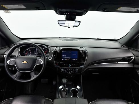 Used 2023 Chevrolet Traverse Premier AWD/4WD image 17