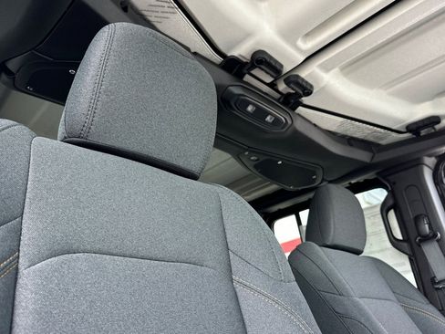 New 2025 Jeep Wrangler Unlimited Sport AWD/4WD image 18