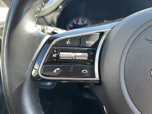 Used 2021 Kia Seltos SX image 18