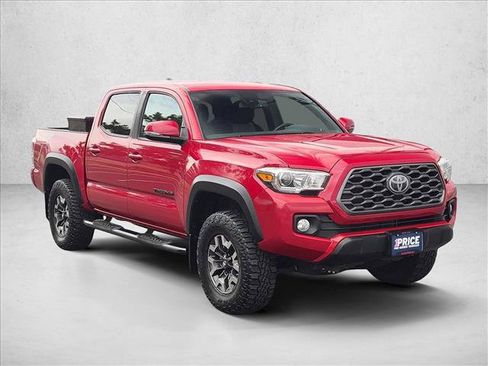 Used 2020 Toyota Tacoma TRD Off-Road w/ Technology Package AWD/4WD image 3