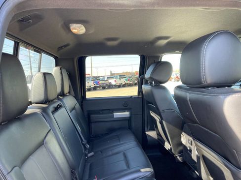Used 2015 Ford F250 Lariat w/ Chrome Package image 26