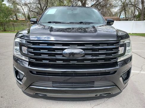 Used 2020 Ford Expedition Limited AWD/4WD image 2