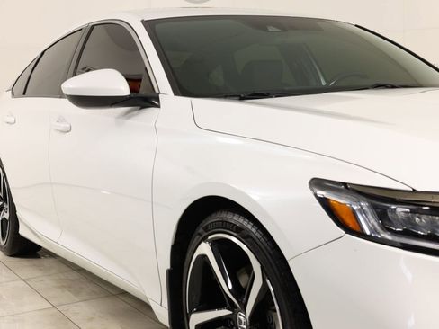 Used 2018 Honda Accord Sport image 39