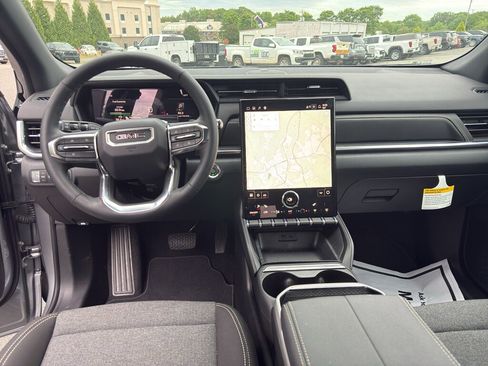 New 2026 GMC Terrain Elevation FWD image 18