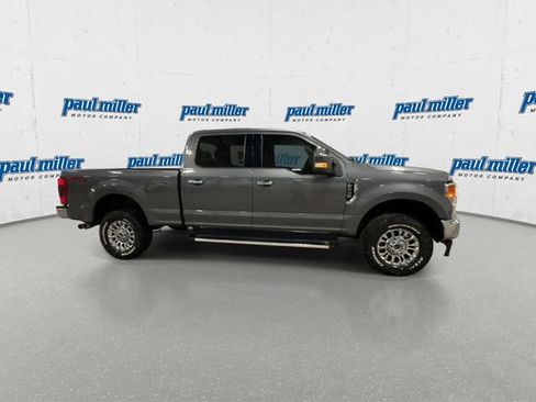 Used 2022 Ford F250 XLT w/ XLT Premium Package image 13