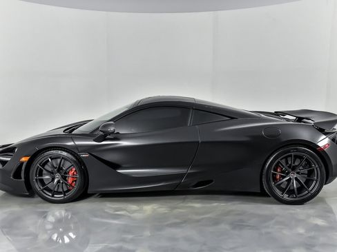 Used 2018 McLaren 720S image 9
