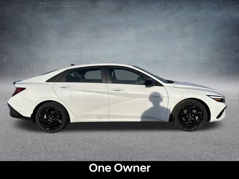 Used 2026 Hyundai Elantra Sport FWD image 7